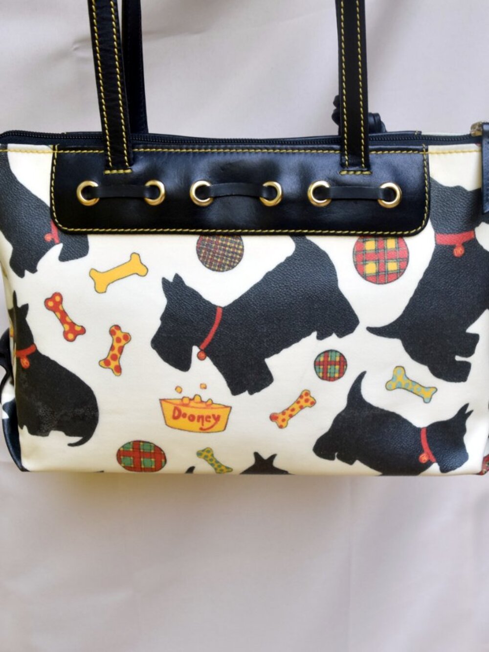 Dooney & Bourke Scottie Dog Print Tote Shoulder Bag USA Vintage Coated Canvas - Picture 7 of 11
